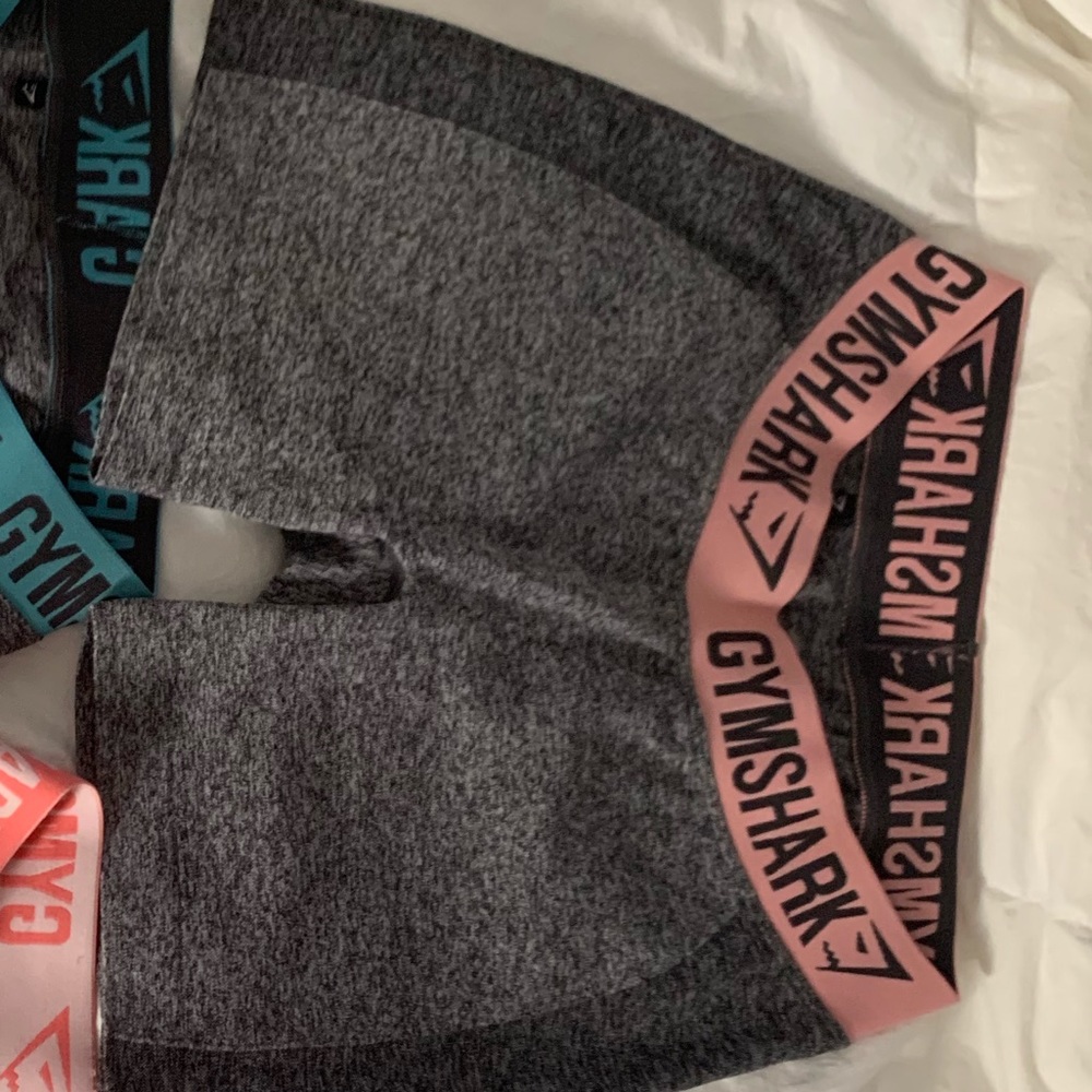 ISO flex shorts this color